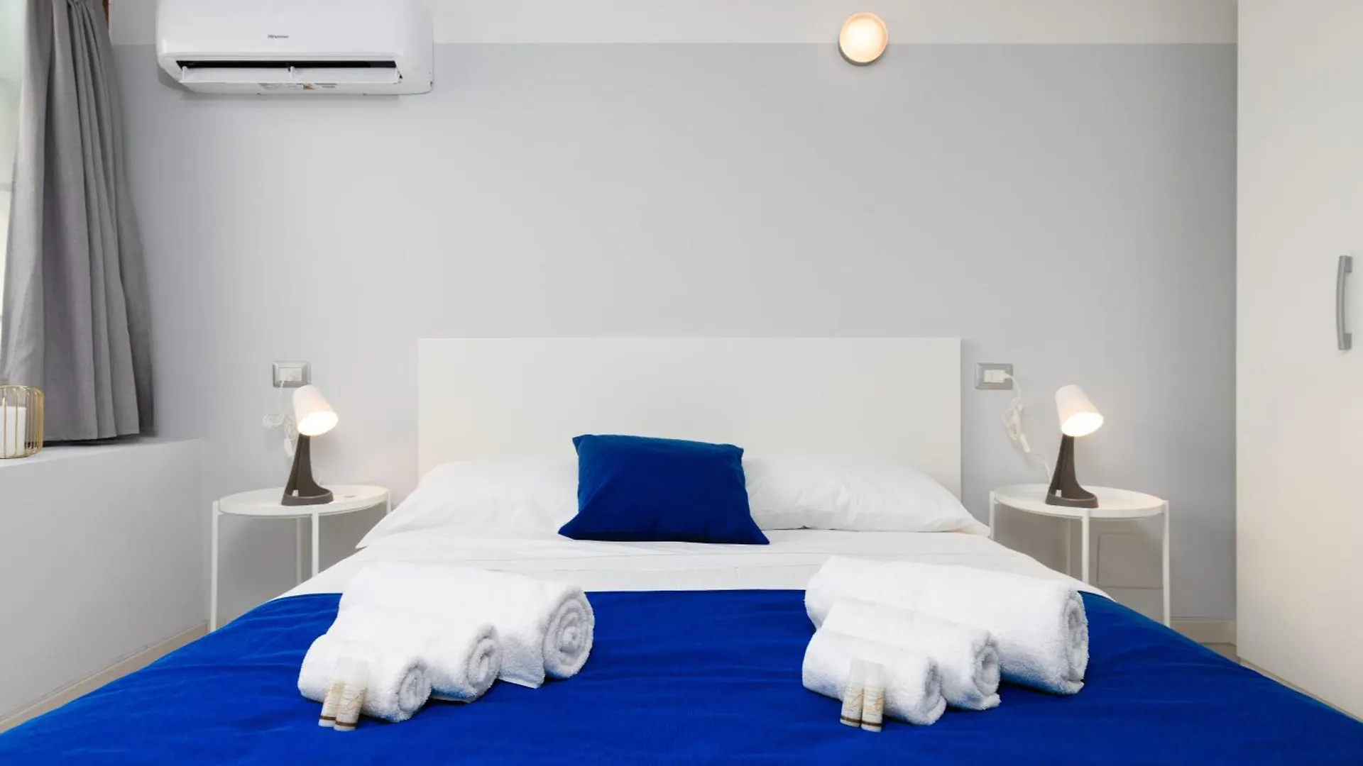 Apartment Appartamenti Con Metro Diretta 10 Minuti Duomo Milan Italy