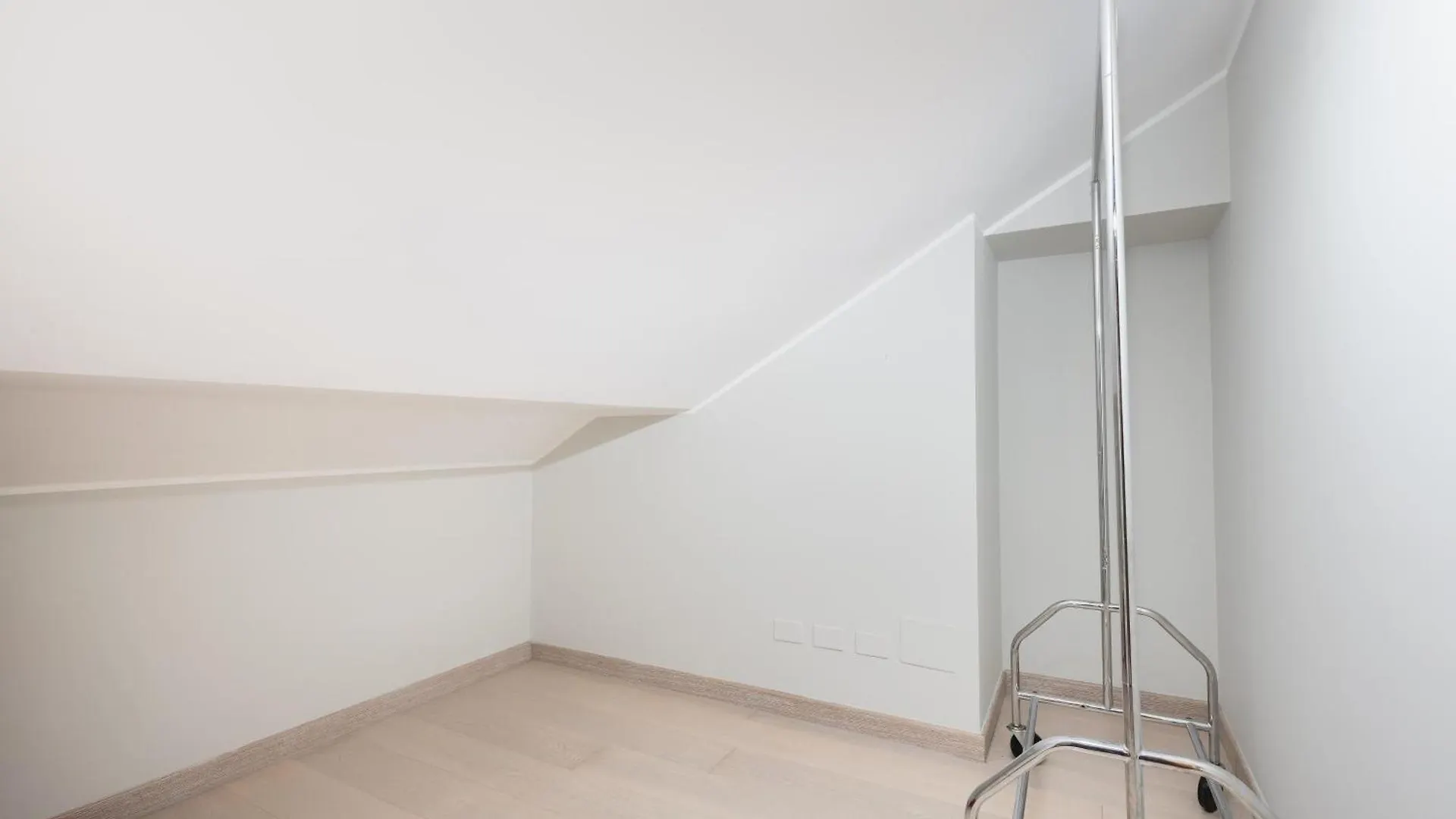 Appartamenti Con Metro Diretta 10 Minuti Duomo Milan Apartment