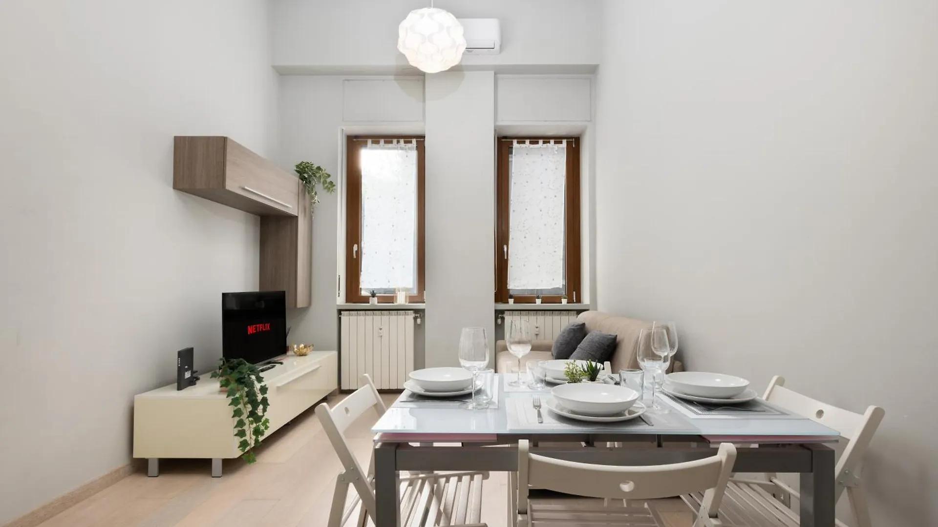 Appartamenti Con Metro Diretta 10 Minuti Duomo Milan Apartment